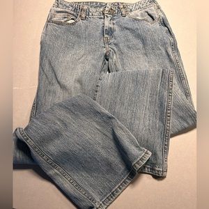 Brandy Melville Low waisted jeans